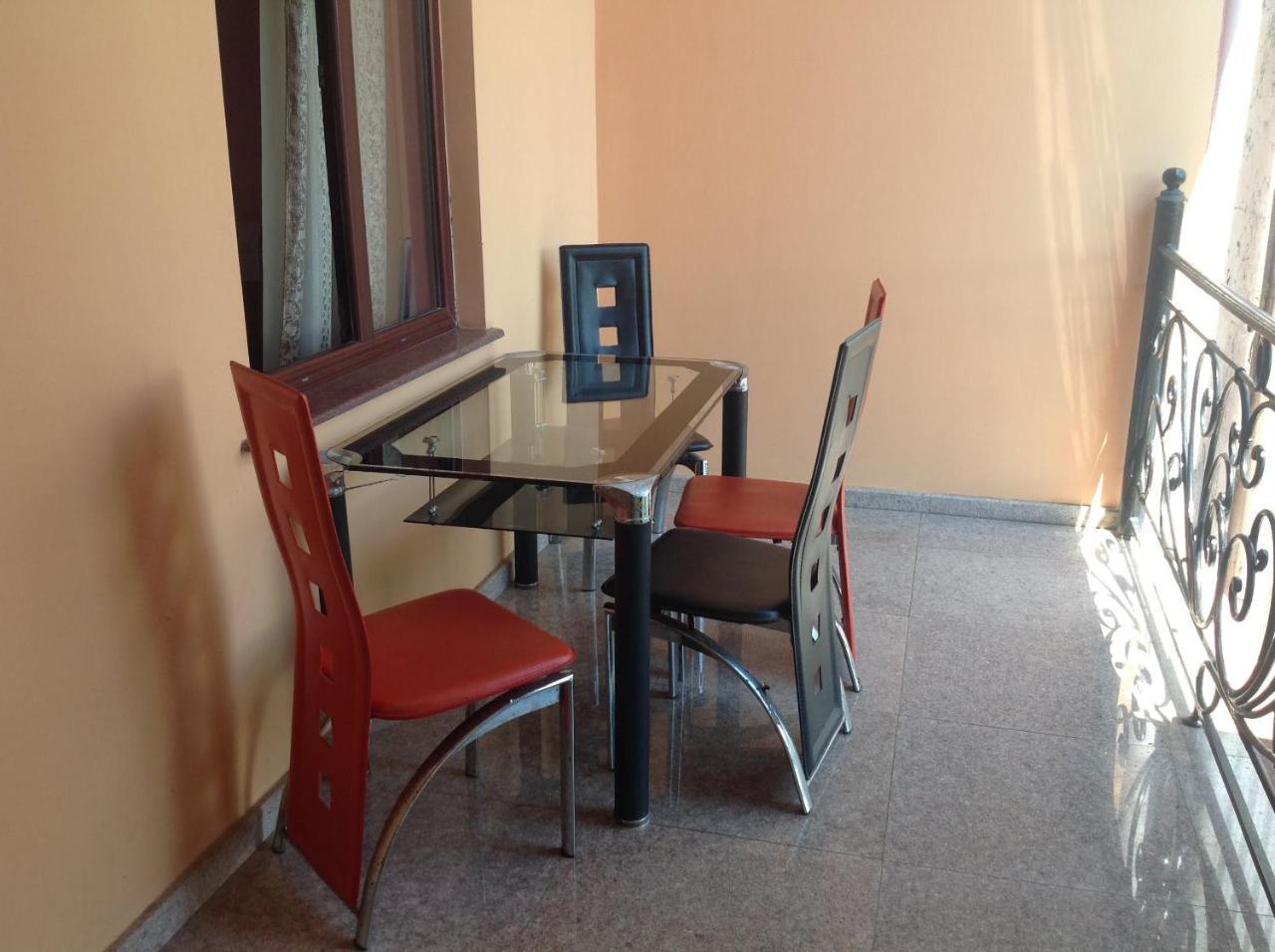 George'S House Hotel Kobuleti Kültér fotó